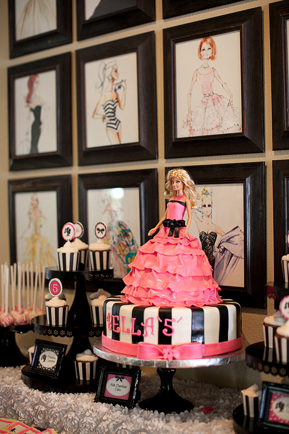 Barbie Birthday Party através do Blog Estúdio TomKat.